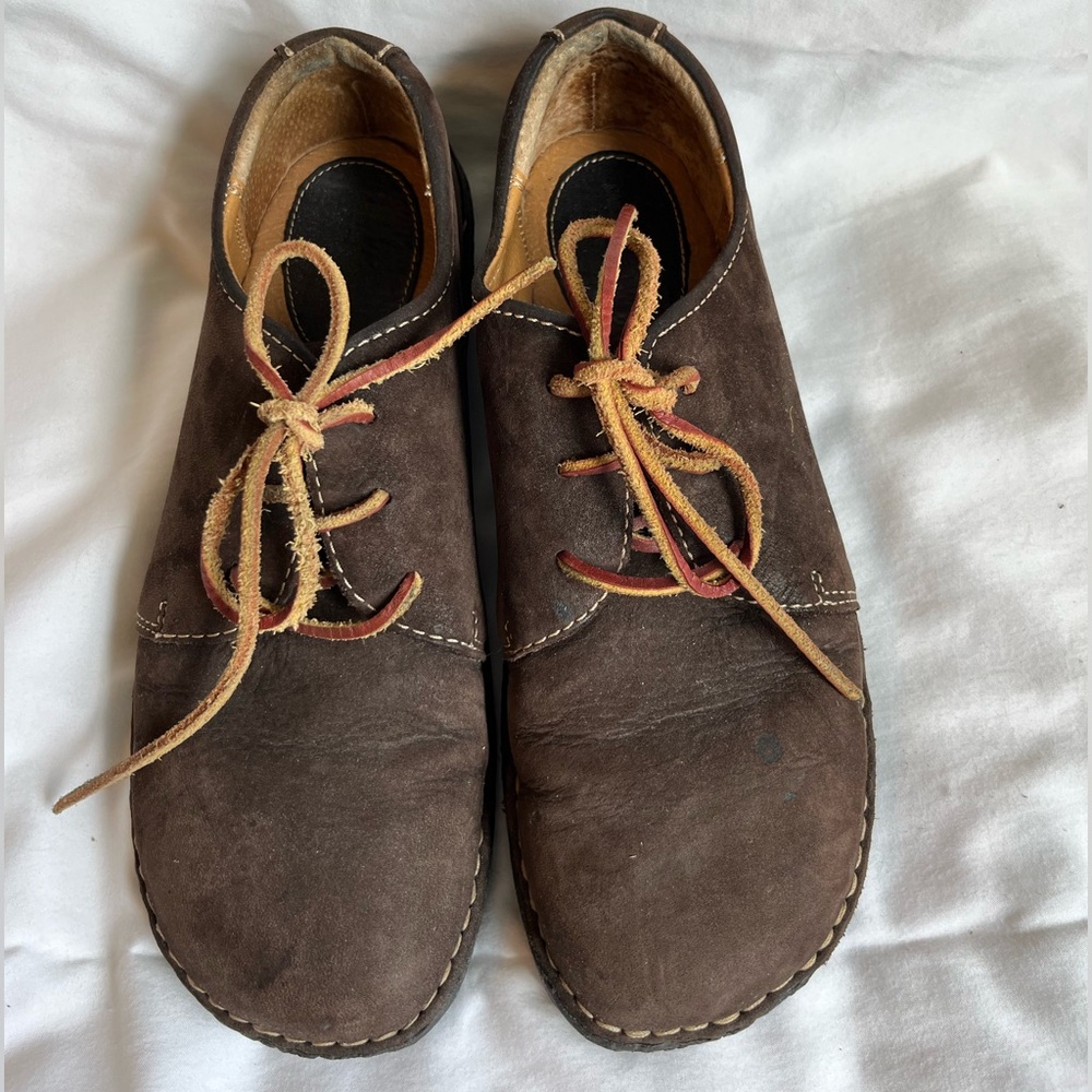 Canyon River Blues size 9 dark brown suede leather short boots